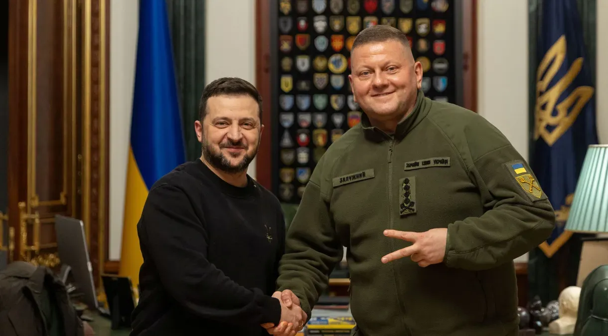 Zelensky demite chefe militar da Ucrânia em maior mudança desde a guerra